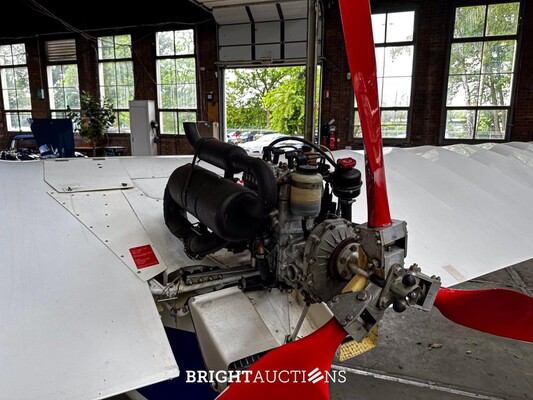 Albatros AE 209 ultra light Propellor Vliegtuig met Rotax 582 bombardier v.v maatwerk trailer
