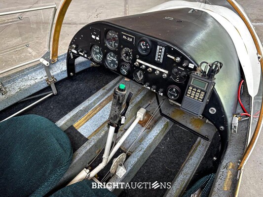 Albatros AE 209 ultra light Propellor Vliegtuig met Rotax 582 bombardier v.v maatwerk trailer
