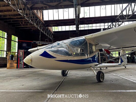 Albatros AE 209 ultra light Propellor Vliegtuig met Rotax 582 bombardier v.v maatwerk trailer
