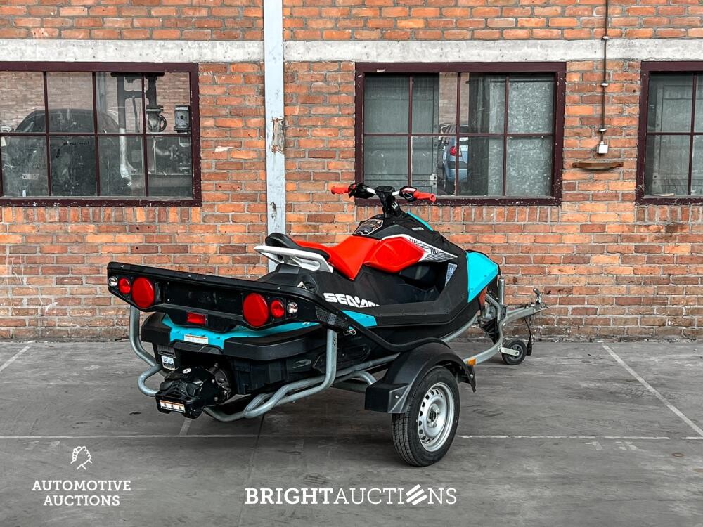 Seadoo Spark TRIXX Waterscooter 90pk 899cc 2018