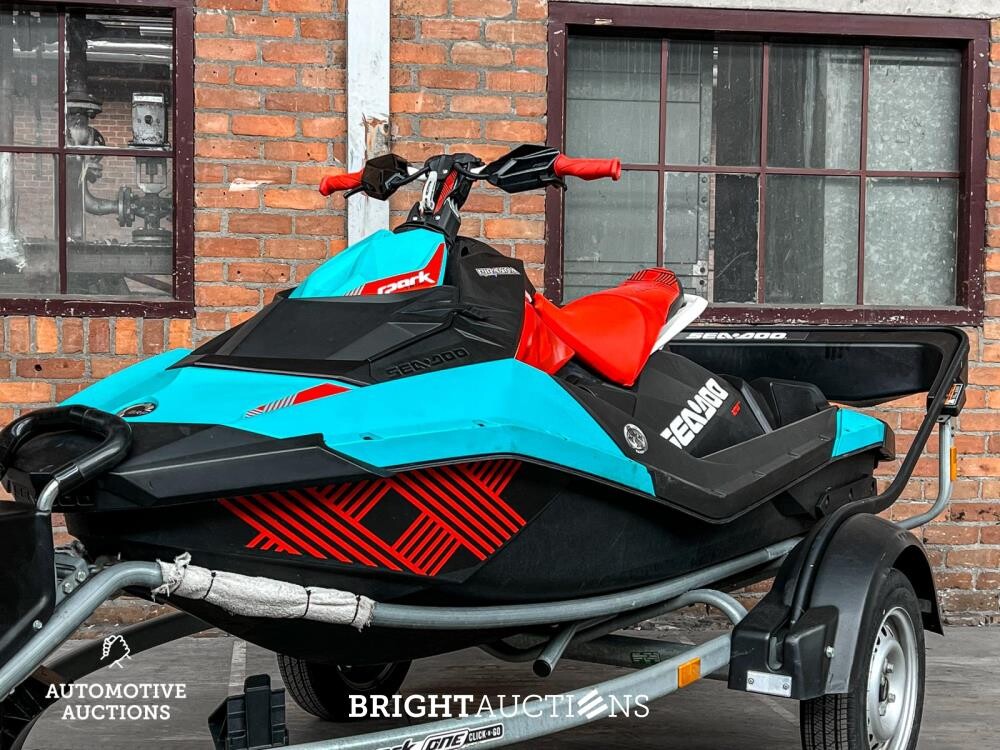Seadoo Spark TRIXX Waterscooter 90pk 899cc 2018