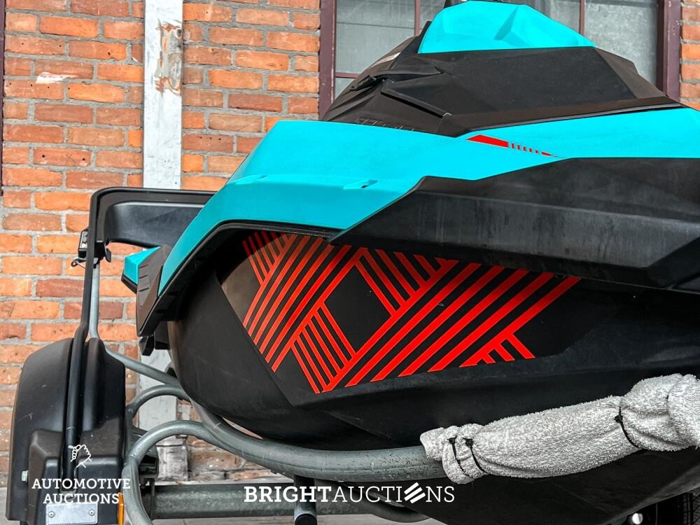 Seadoo Spark TRIXX Waterscooter 90pk 899cc 2018