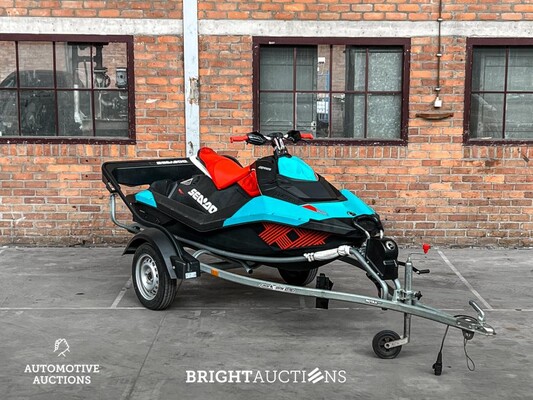 Seadoo Spark TRIXX Waterscooter 90pk 899cc 2018