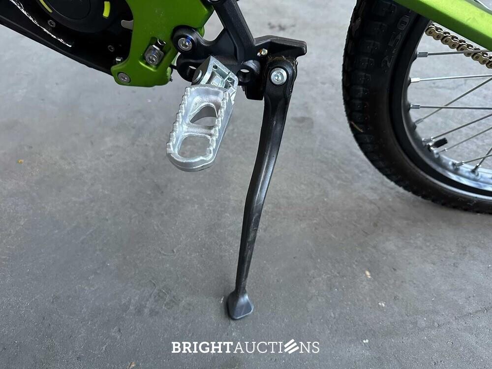 Sur-Ron Light Bee A067 L1EX Elektrische Enduro Crossmotor (nieuw uit doos) Groen
