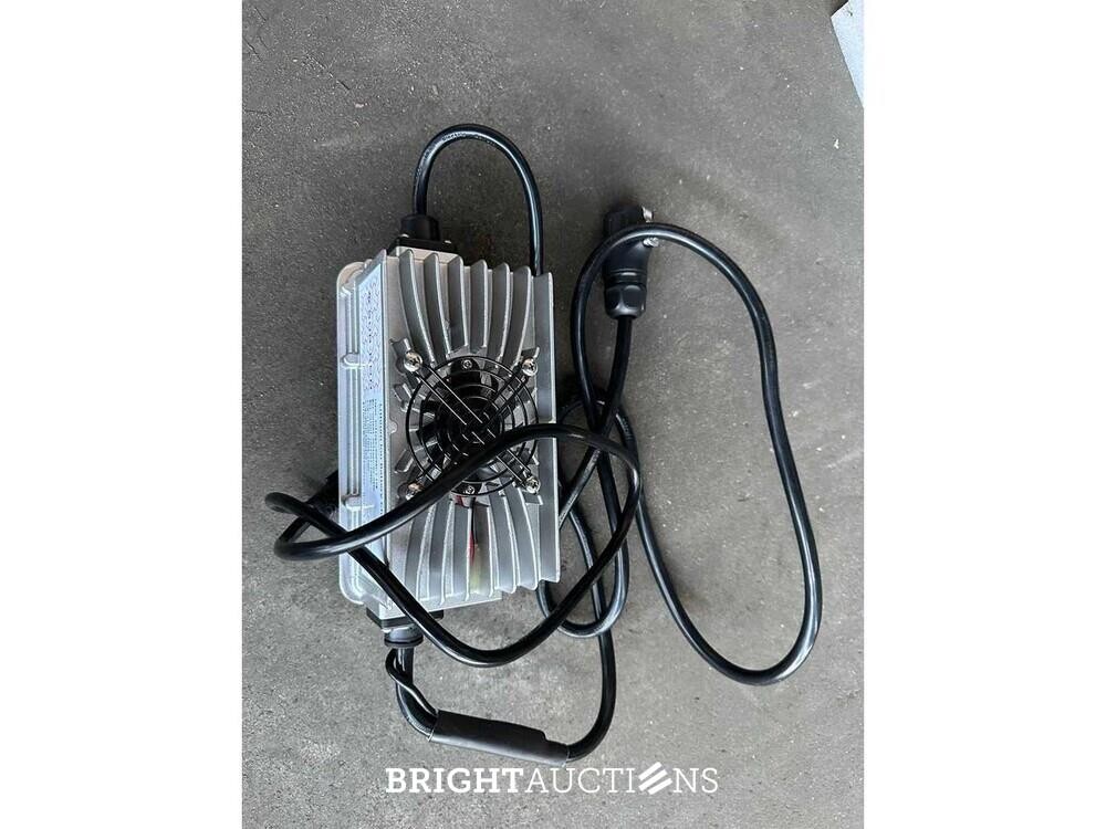 Sur-Ron Light Bee A067 L1EX Elektrische Enduro Crossmotor (nieuw uit doos) Groen
