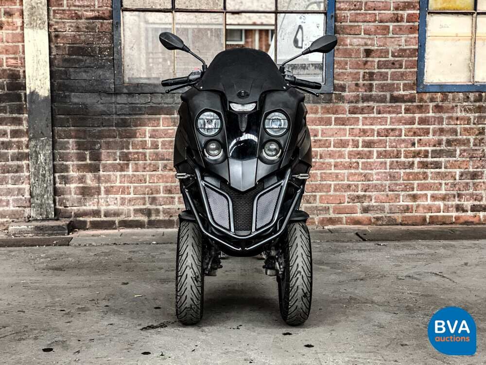 Gilera Fuoco 500 Scooter 39pk 2013, LT VOETREM, ZK-361-F