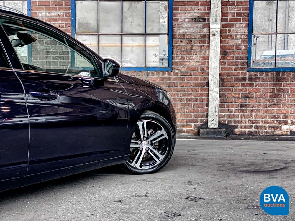 Peugeot 308 SW 1.6 BlueHDI Blue Lease Executive 120pk 2015 -Org. NL-, HP-621-B