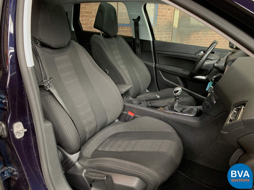 Peugeot 308 SW 1.6 BlueHDI Blue Lease Executive 120pk 2015 -Org. NL-, HP-621-B