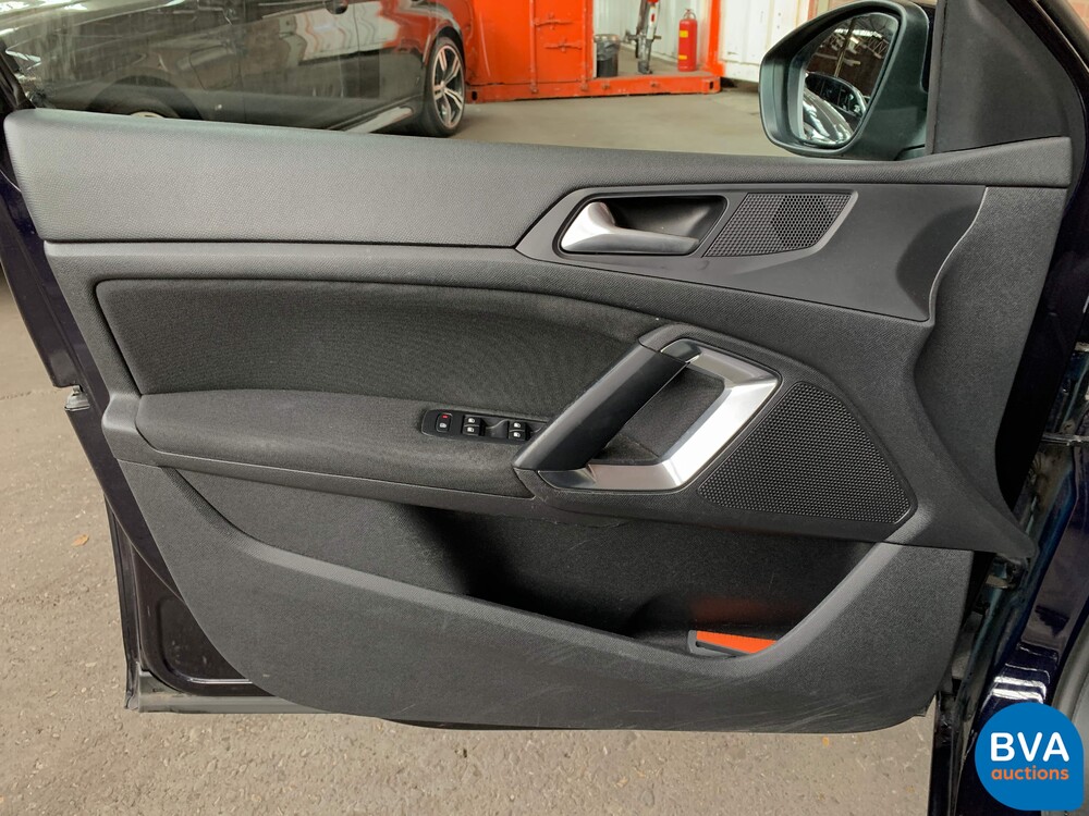 Peugeot 308 SW 1.6 BlueHDI Blue Lease Executive 120pk 2015 -Org. NL-, HP-621-B