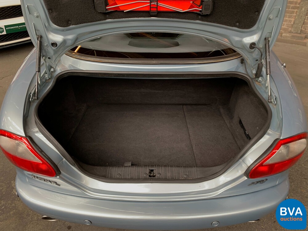 Jaguar XK8 4.0 V8 Coupé 294pk 1997, 29-HK-KP