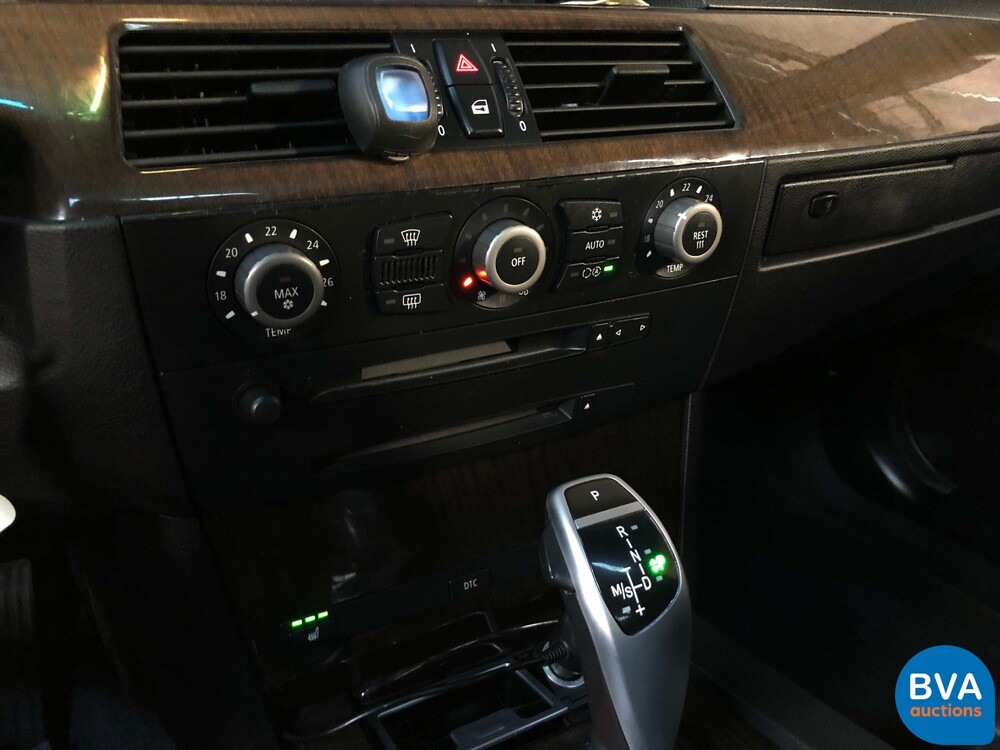 BMW 530i High Executive E60 231pk 5-Serie 2005 -YOUNGTIMER-