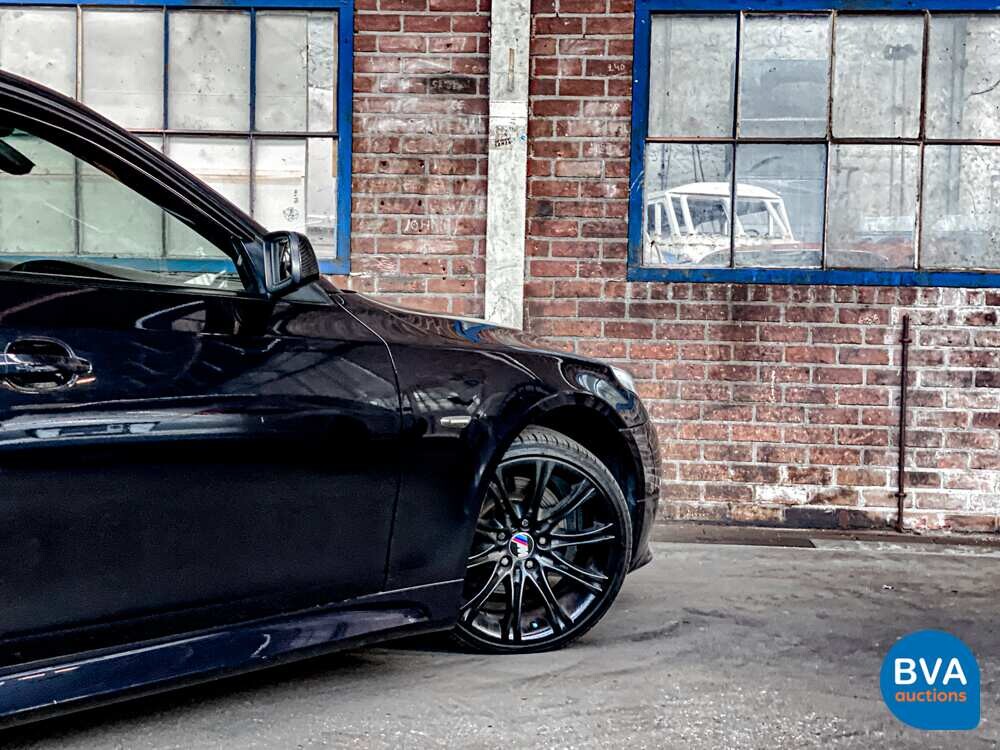 BMW 530i High Executive E60 231pk 5-Serie 2005 -YOUNGTIMER-