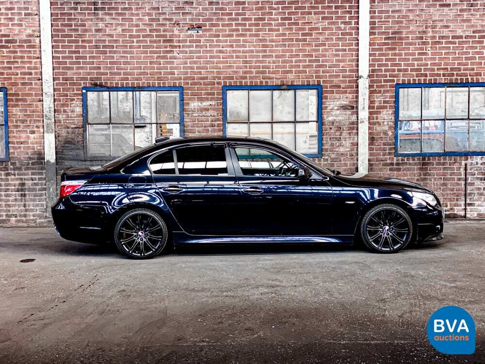 BMW 530i High Executive E60 231pk 5-Serie 2005 -YOUNGTIMER-