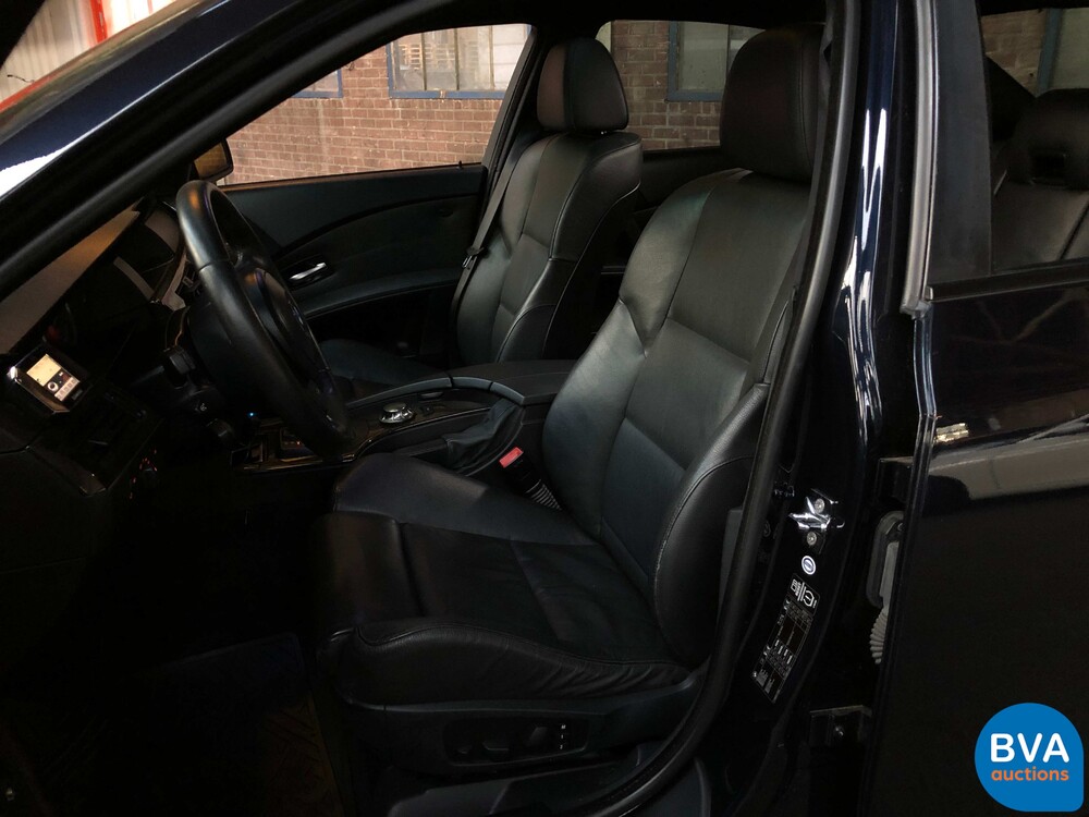 BMW 530i High Executive E60 231pk 5-Serie 2005 -YOUNGTIMER-