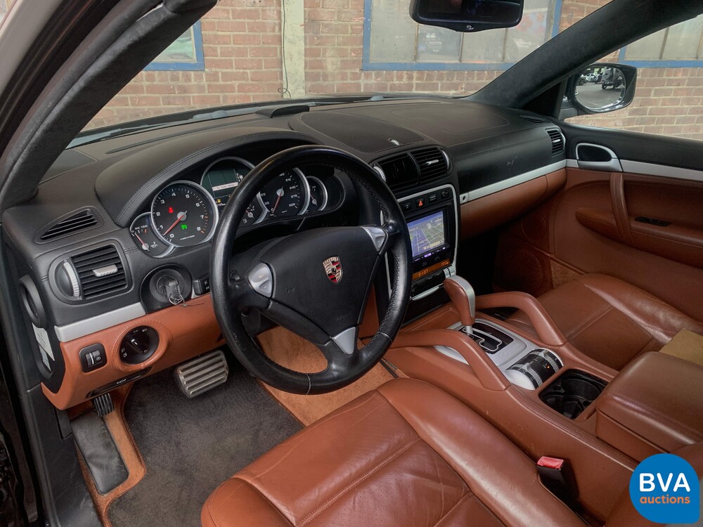 Porsche Cayenne Turbo  4.8 V8  500pk 2008