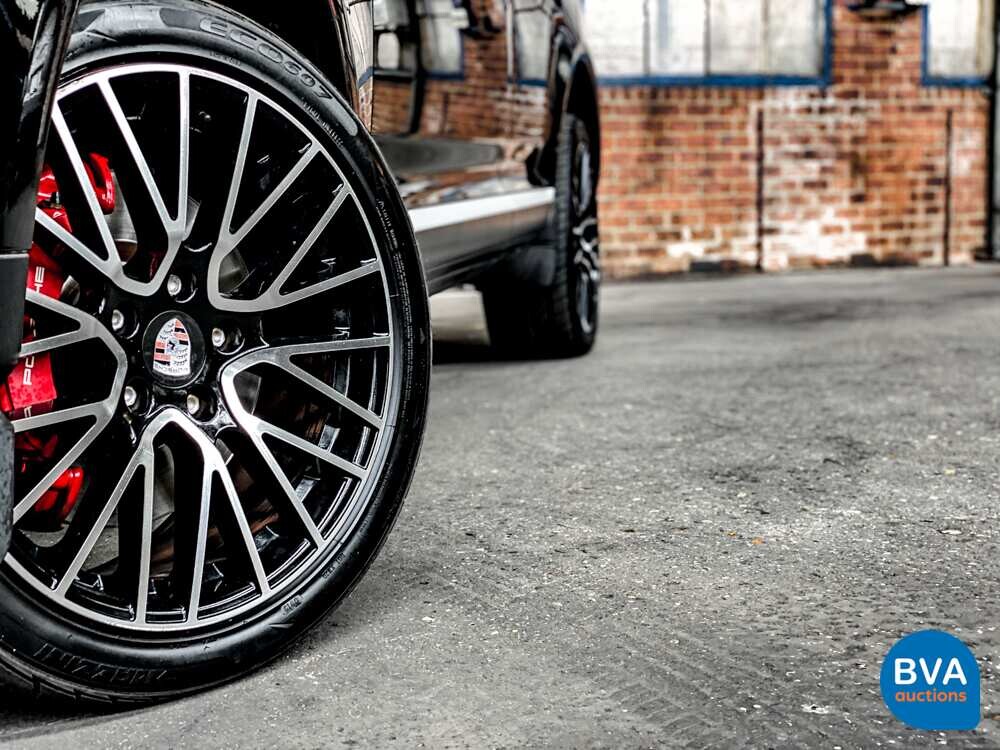 Porsche Cayenne Turbo  4.8 V8  500pk 2008