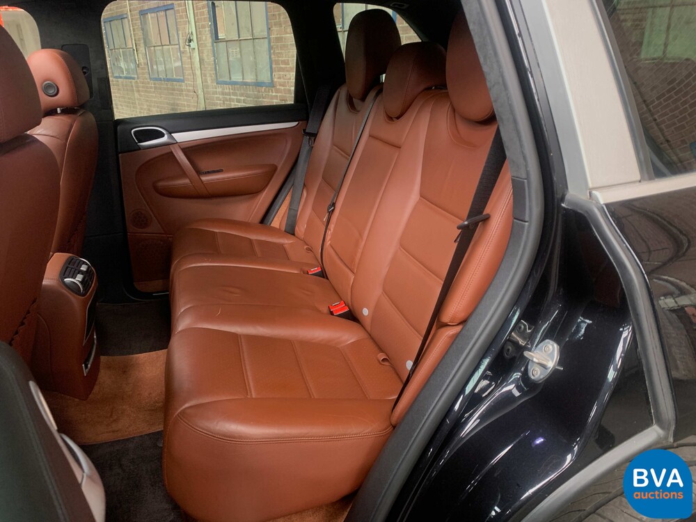 Porsche Cayenne Turbo  4.8 V8  500pk 2008