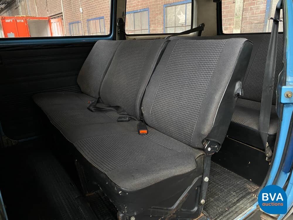 Volkswagen T3 Caravelle 4WD Syncro GL Transporter 75pk 1986