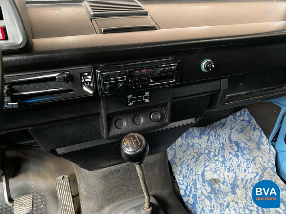 Volkswagen T3 Caravelle 4WD Syncro GL Transporter 75pk 1986