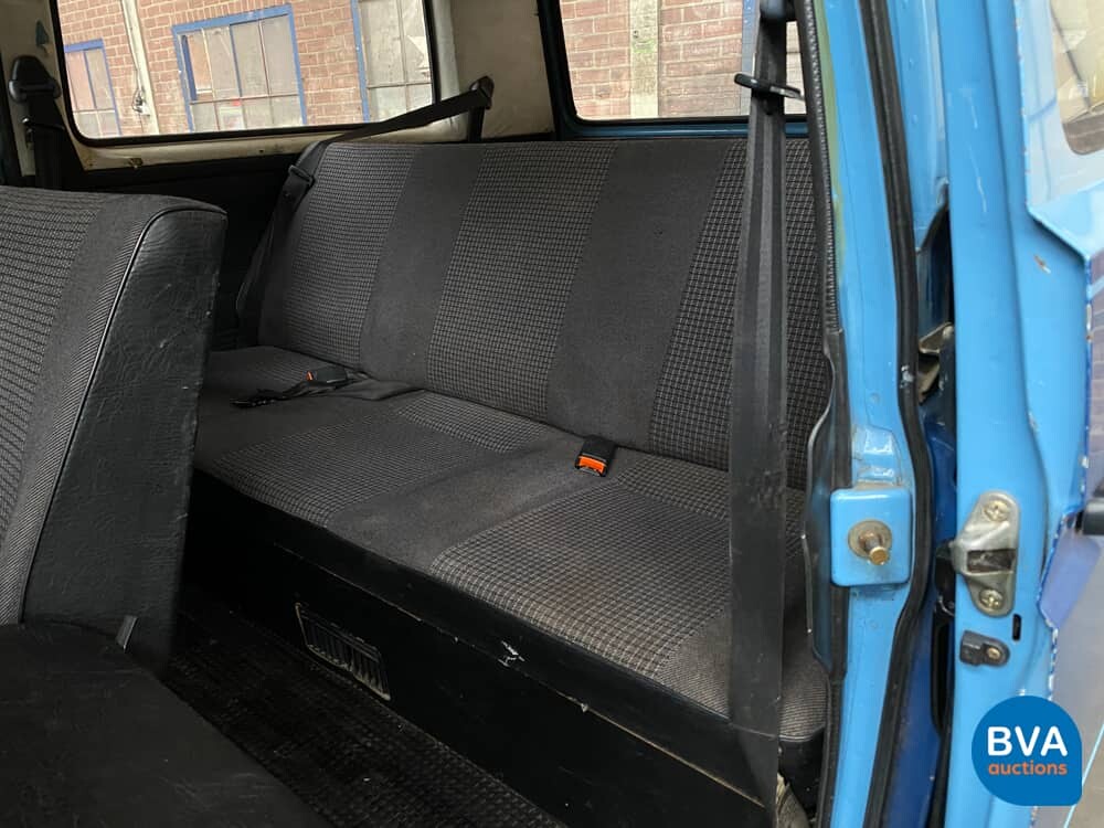 Volkswagen T3 Caravelle 4WD Syncro GL Transporter 75pk 1986