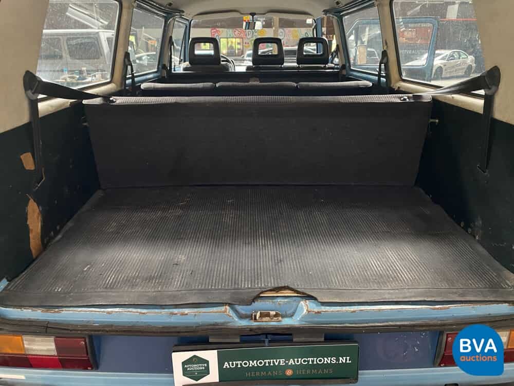 Volkswagen T3 Caravelle 4WD Syncro GL Transporter 75pk 1986