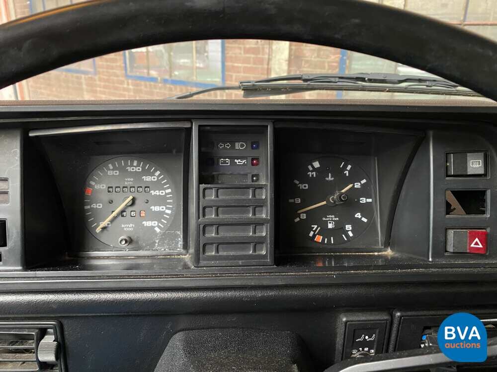 Volkswagen T3 Caravelle 4WD Syncro GL Transporter 75pk 1986