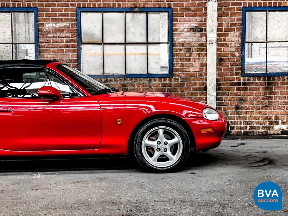 Mazda MX-5 1.6i 110pk 1999, 51-NNV-3