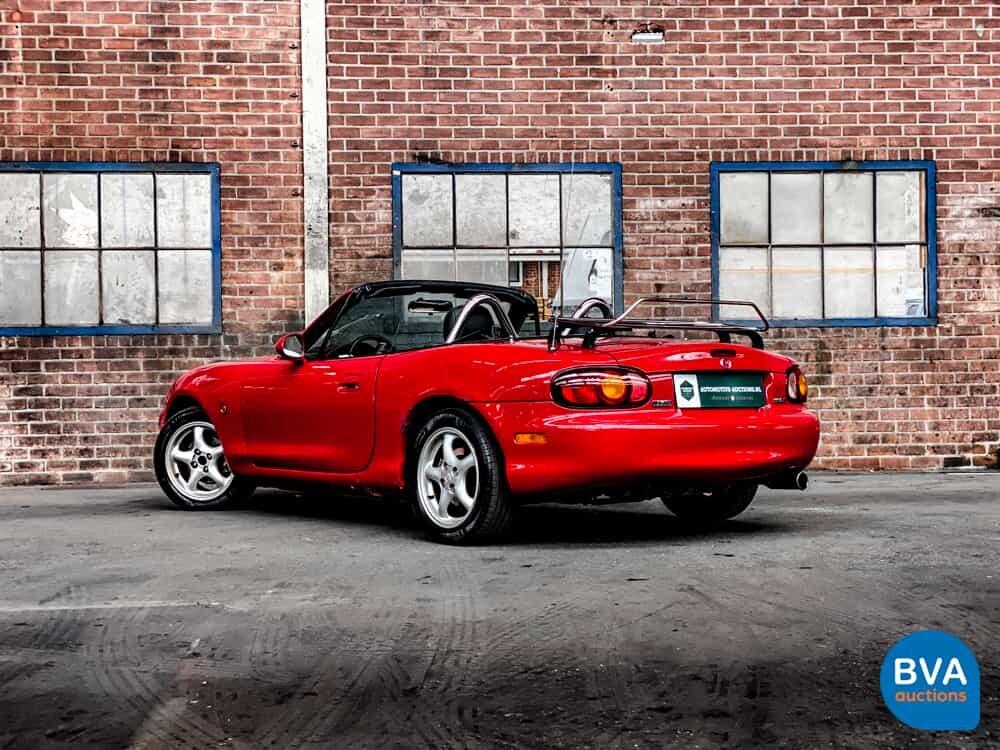 Mazda MX-5 1.6i 110pk 1999, 51-NNV-3