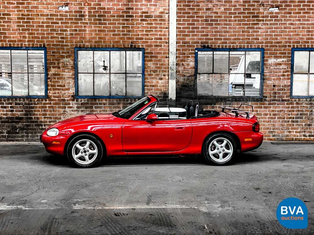 Mazda MX-5 1.6i 110pk 1999, 51-NNV-3