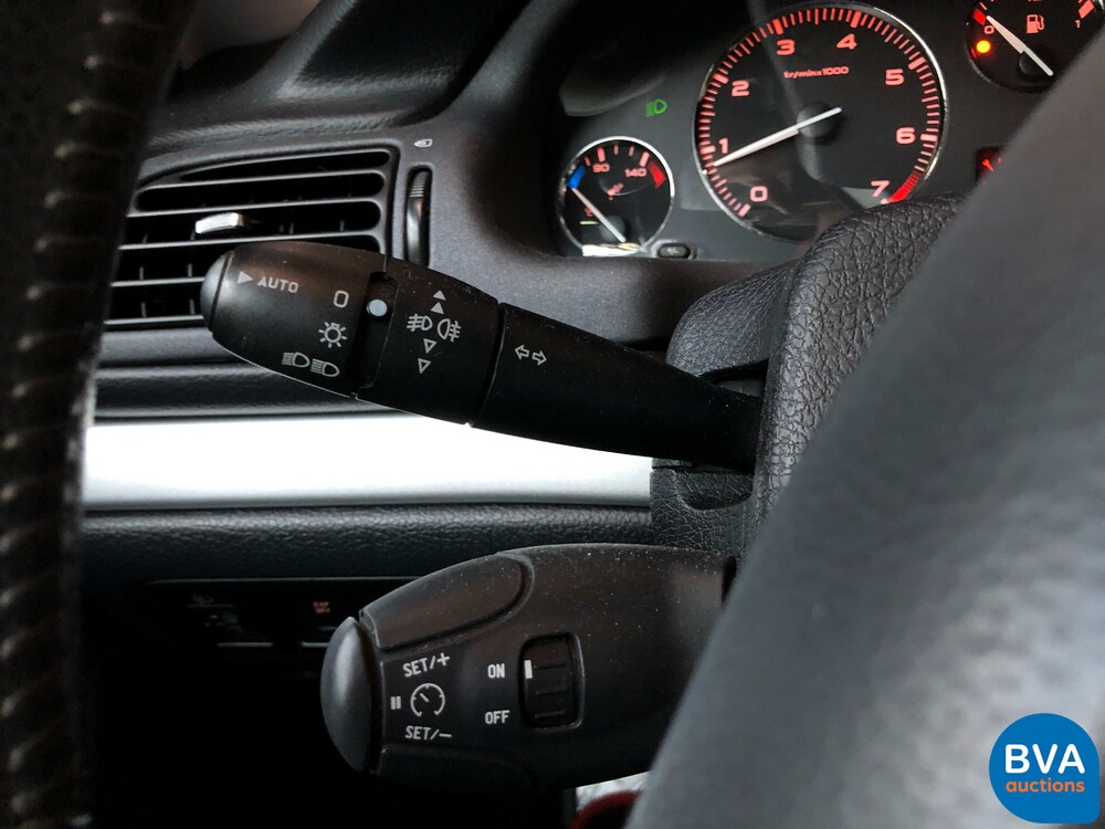 Peugeot 406 Coupé 2.2-16V -Org NL- 158pk 2004, 64-NR-VV