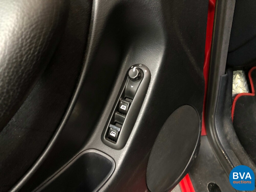 Peugeot 406 Coupé 2.2-16V -Org NL- 158pk 2004, 64-NR-VV