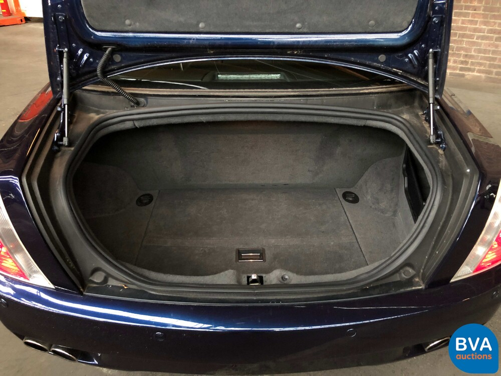 Maserati Quattroporte 4.2 V8 Duo Select 401pk 2005 YOUNGTIMER, 86-ZJF-4