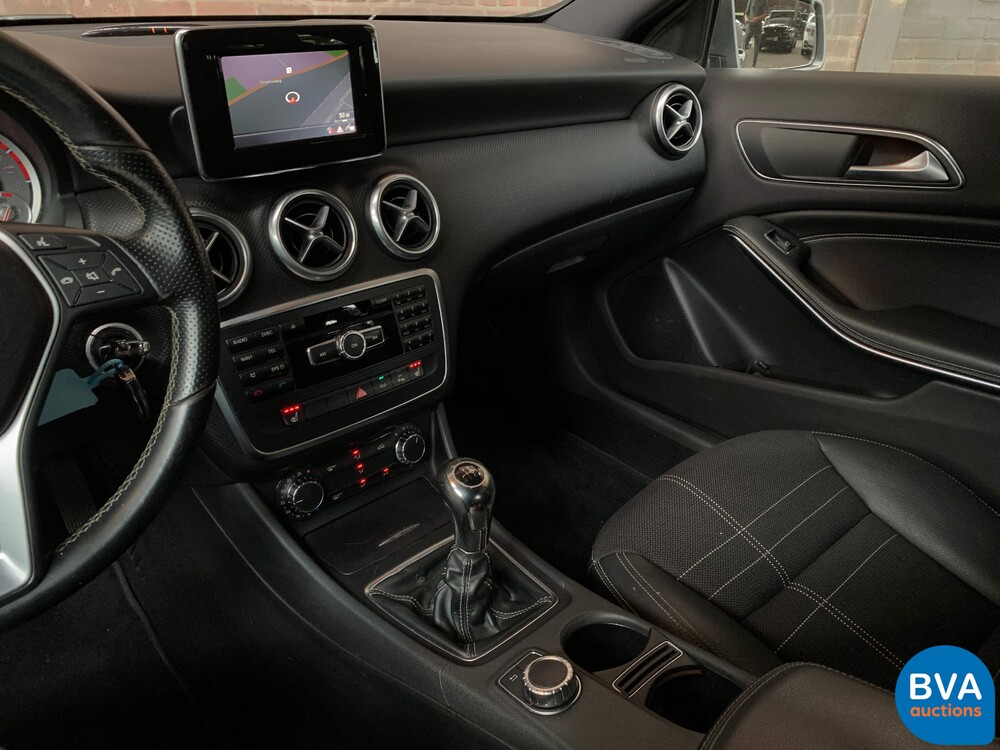 Mercedes-Benz A180 Prestige A-Klasse 109pk 2013, PF-497-X