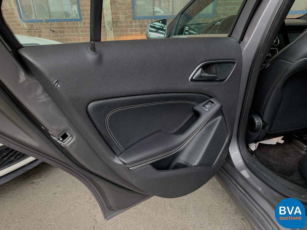 Mercedes-Benz A180 Prestige A-Klasse 109pk 2013, PF-497-X