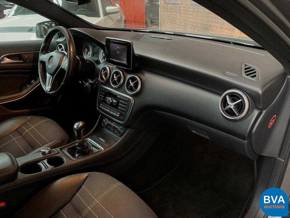 Mercedes-Benz A180 Prestige A-Klasse 109pk 2013, PF-497-X