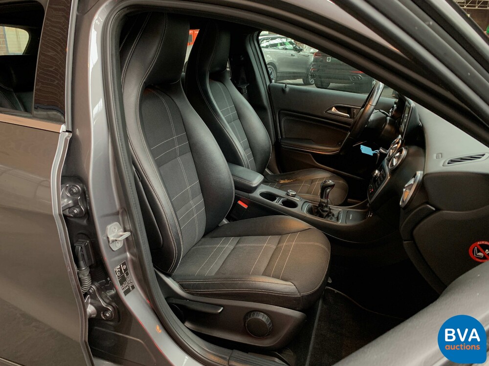 Mercedes-Benz A180 Prestige A-Klasse 109pk 2013, PF-497-X