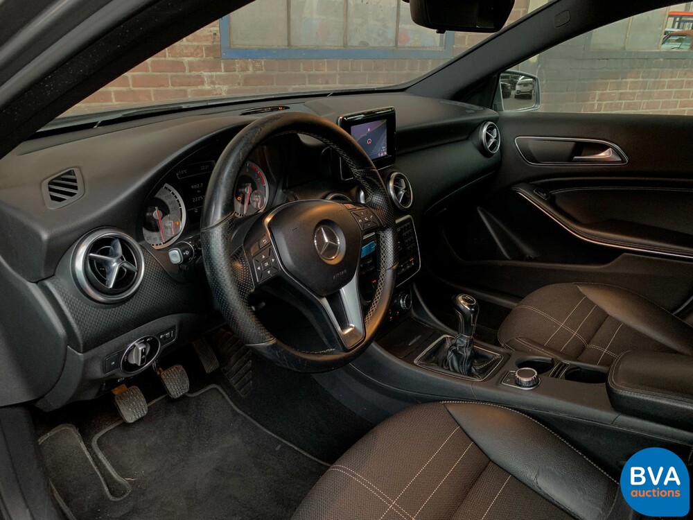 Mercedes-Benz A180 Prestige A-Klasse 109pk 2013, PF-497-X