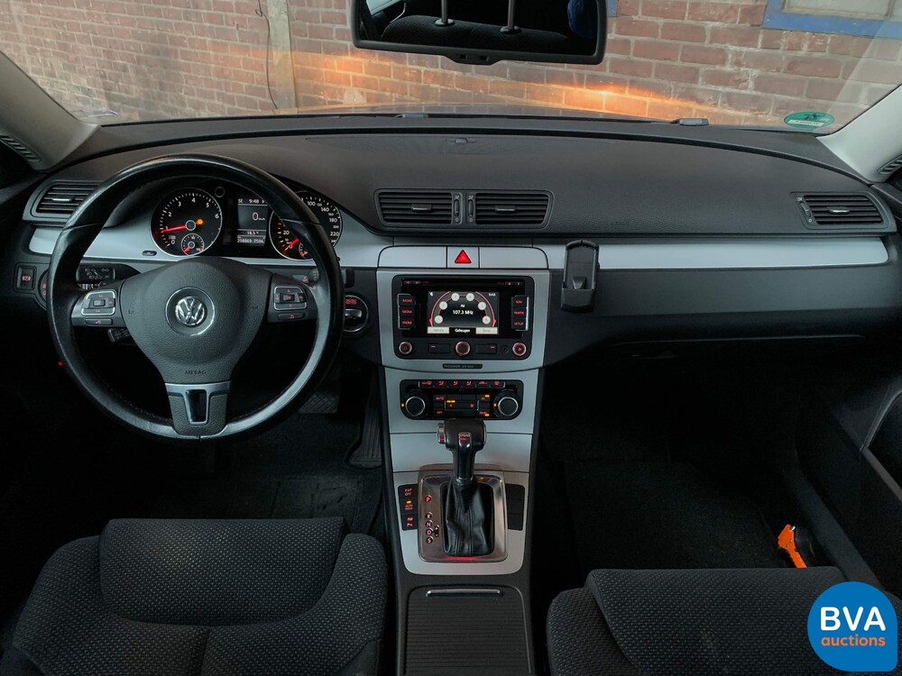 Volkswagen Passat Variant 1.8 TSI Comfortline 160pk 2010 -Org NL-, 97-NGN-4
