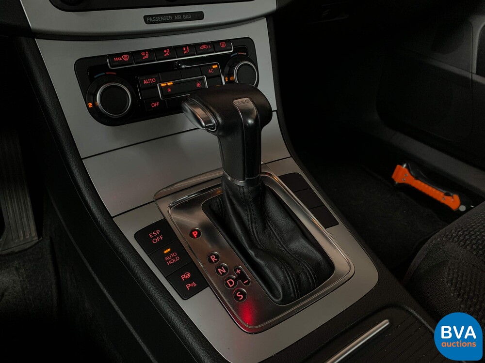 Volkswagen Passat Variant 1.8 TSI Comfortline 160pk 2010 -Org NL-, 97-NGN-4