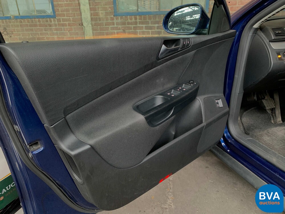 Volkswagen Passat Variant 1.8 TSI Comfortline 160pk 2010 -Org NL-, 97-NGN-4