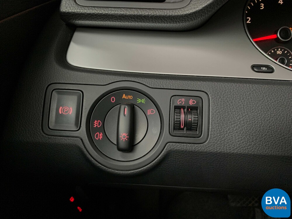 Volkswagen Passat Variant 1.8 TSI Comfortline 160pk 2010 -Org NL-, 97-NGN-4