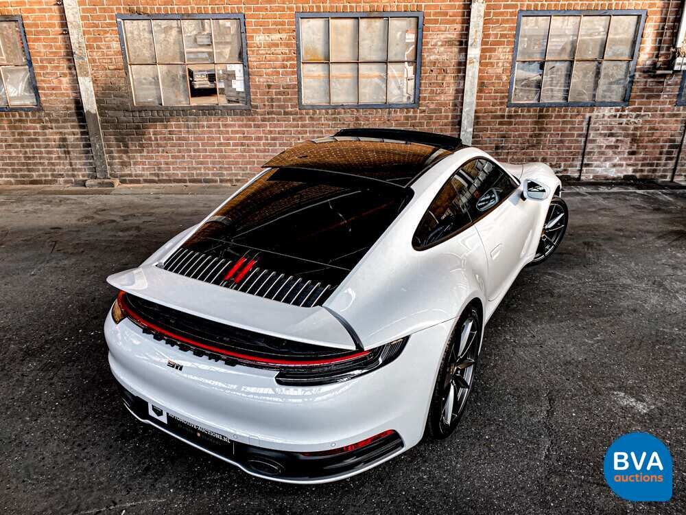Porsche 911 992 Carrera 4S 3.0 450PS 2021 Garantie NW-Modell.