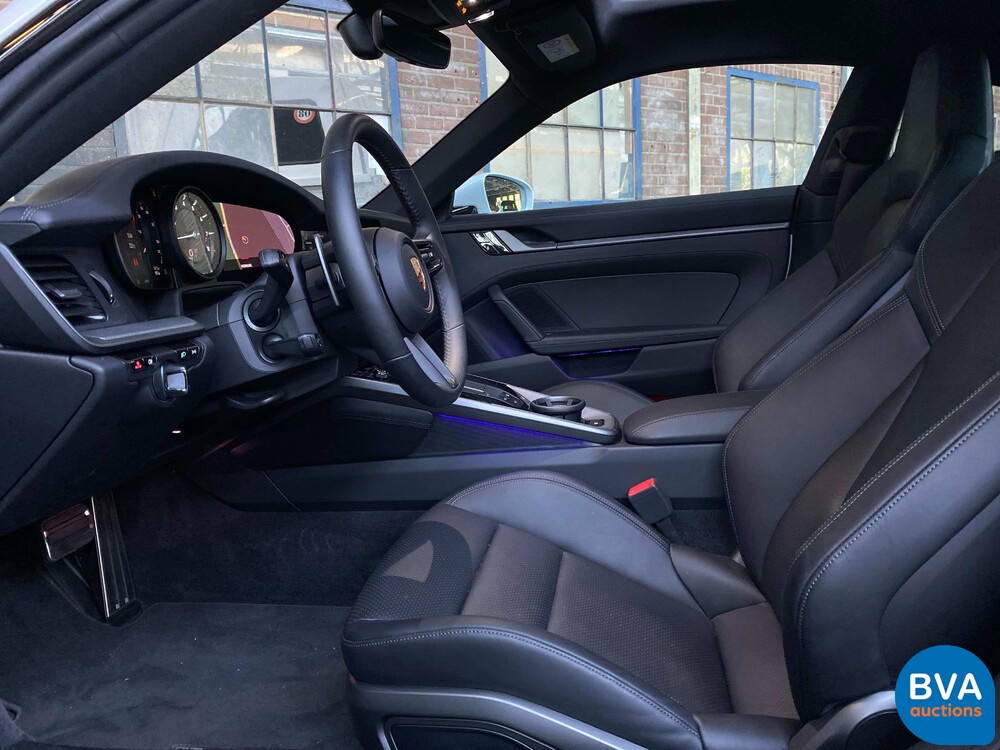 Porsche 911 992 Carrera 4S 3.0 450PS 2021 Garantie NW-Modell.