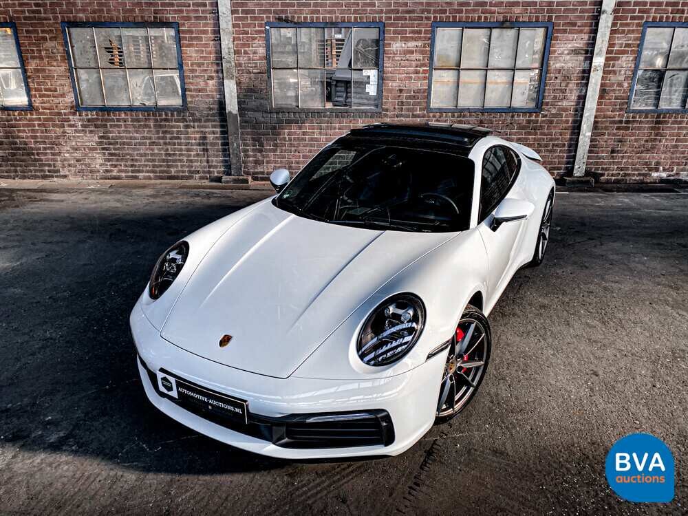 Porsche 911 992 Carrera 4S 3.0 450PS 2021 Garantie NW-Modell.