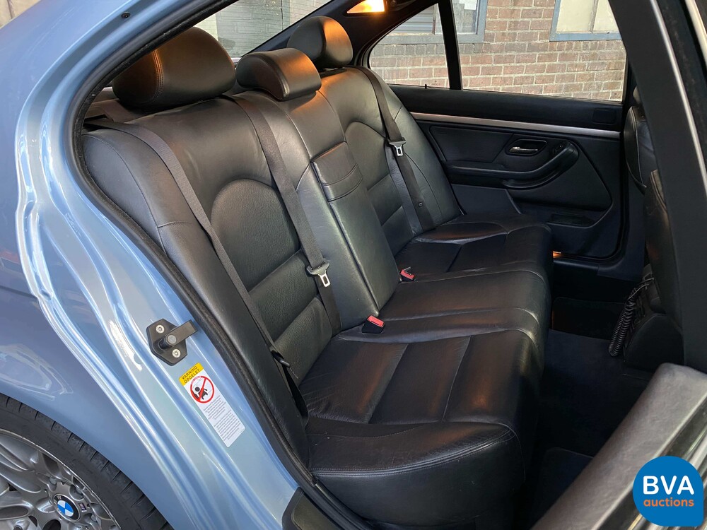 BMW M5 E39 Limousine 400PS 5er 2000 -Org. Niederländisch, 99-DZ-VZ.