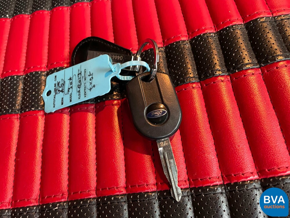 Ford Mustang GT 500 SHELBY SVT 560 PS 2010, ZG-906-N.