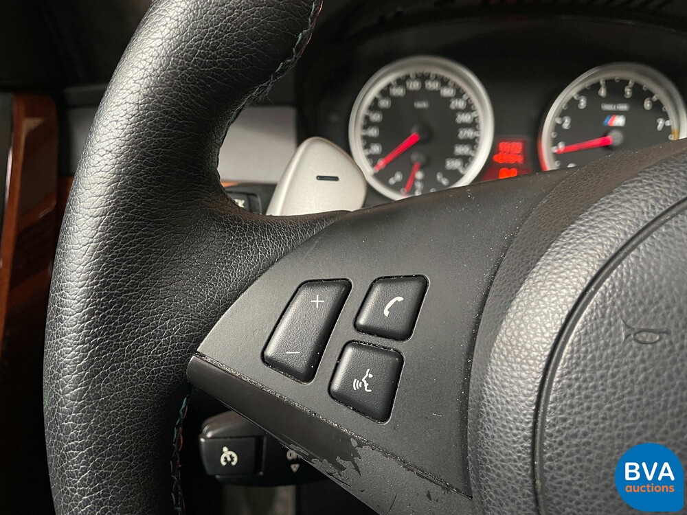 BMW M5 5.0 V10 E60 507pk 5-Serie 2005 -YOUNGTIMER-, J-709-BP.