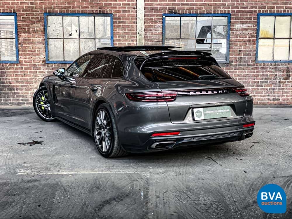 Porsche Panamera Sport Turismo 2.9 4 E-Hybrid 462pk 2018 Sport Chrono Plug-In Hybride, H-318-HT