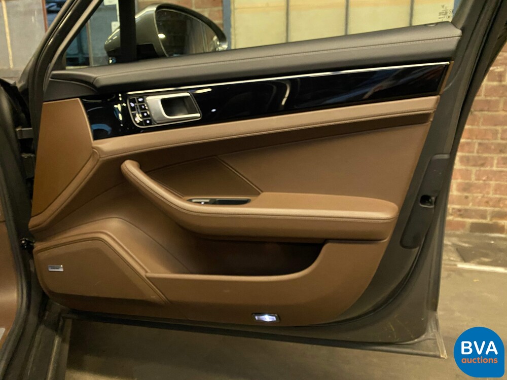 Porsche Panamera Sport Turismo 2.9 4 E-Hybrid 462pk 2018 Sport Chrono Plug-In Hybride, H-318-HT