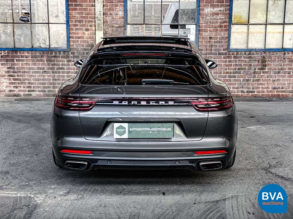 Porsche Panamera Sport Turismo 2.9 4 E-Hybrid 462pk 2018 Sport Chrono Plug-In Hybride, H-318-HT